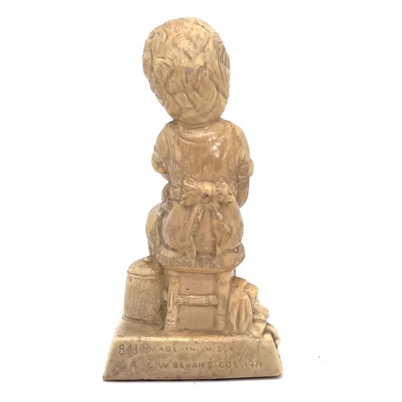 Vintage 1971 R & W Berries Co. Mom You Make Everything Nicer Mom Child Figurine - Picture 4 of 8
